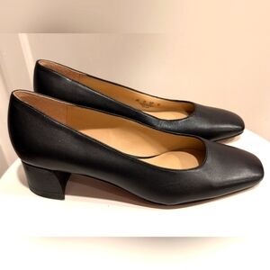 Franco Sarto Black Leather Pumps (6M)